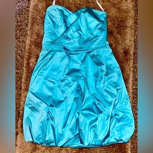 Gorgeous David’s bridal dress, size 6